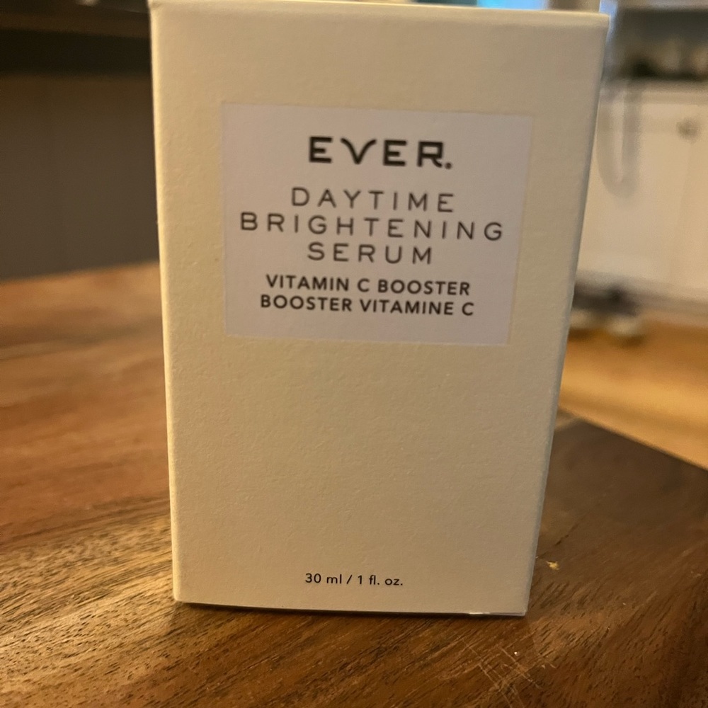 EVER DAYTIME BRIGHTENING SERUM 10% VITAMIN C BOOSTER- SRP $90